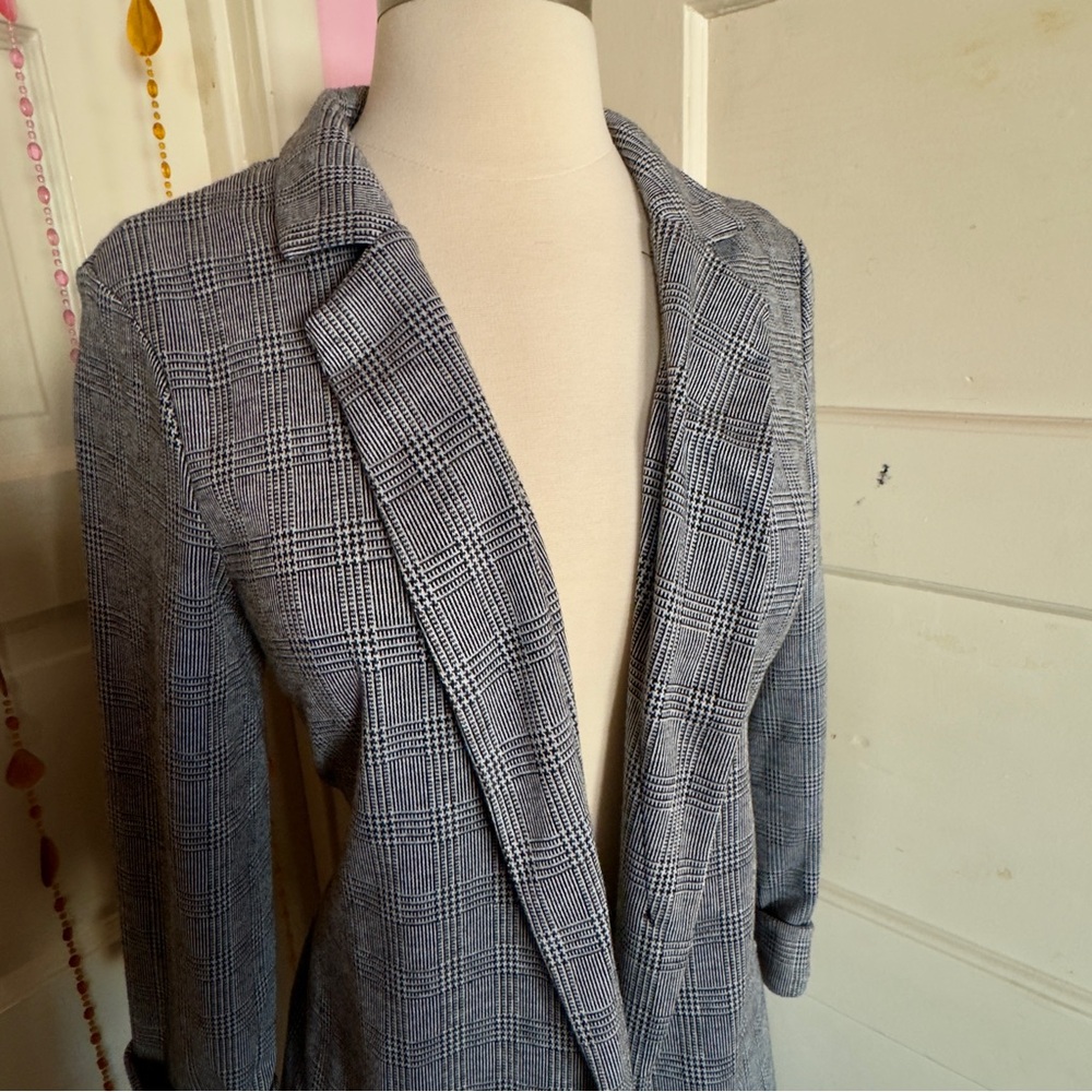 Iris Los Angeles Gray Plaid Longline Blazer Jacket Size M Open Front Career Chic - Picture 3 of 9